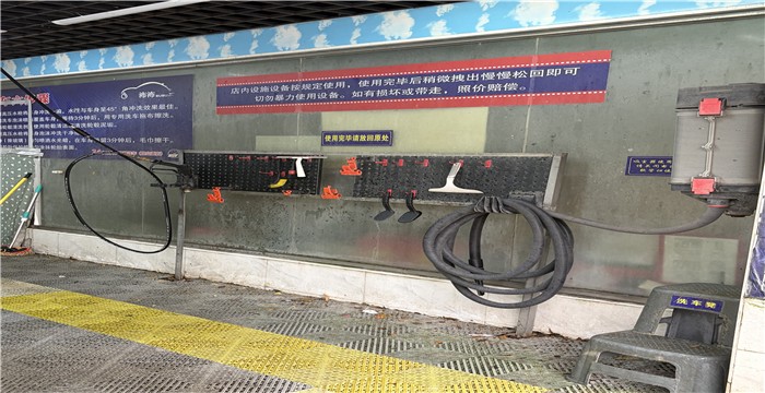 606af698bfdadde93849b75937319f0