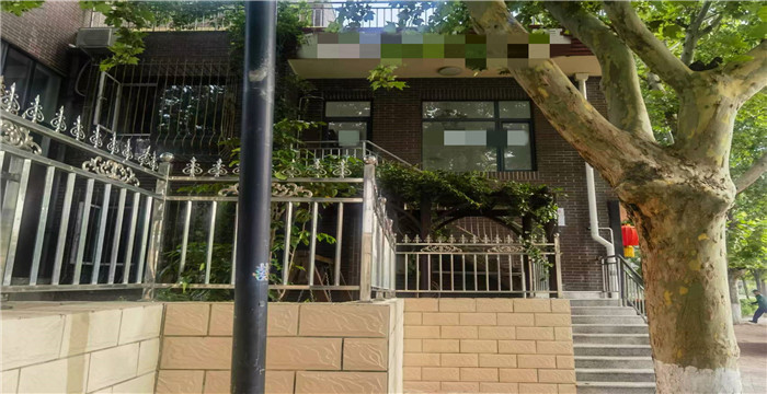 da8ba2a25d90e4df34d24e4a2a2d424