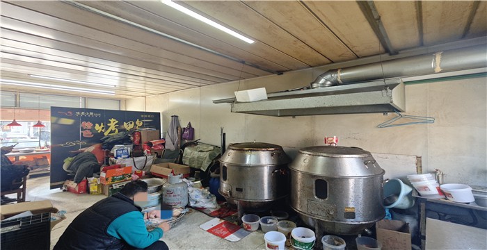 5427e2a6e2d7a05cc00bd1eb28eb6e9