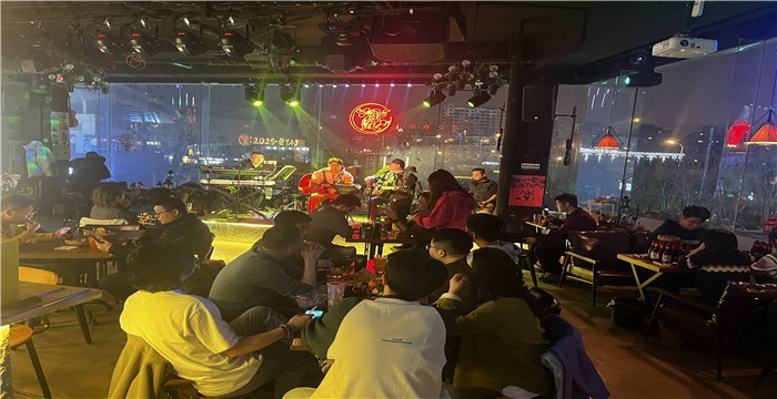 17c57bf91ac9fe8c6c417a0db99375c