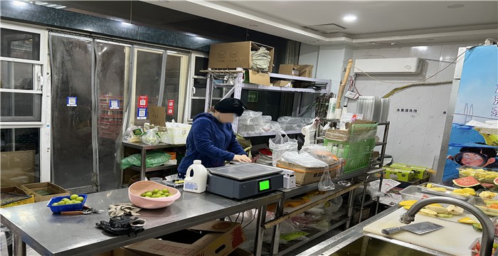 db740439a802b388e02620826fbfbeb