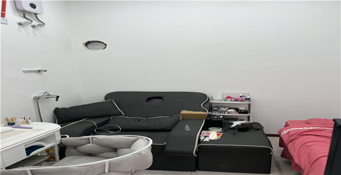 bd0358f236a8a4bb919b5065ad43776