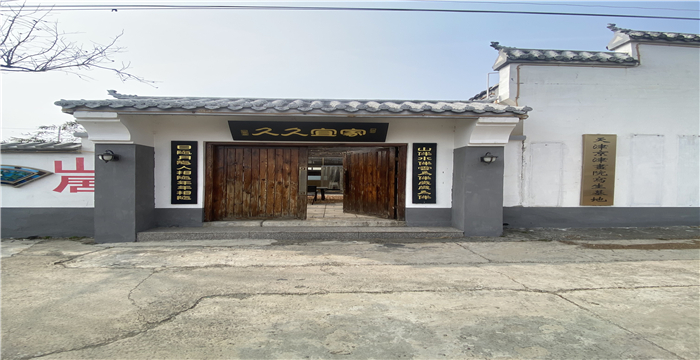 b542b5e81a5db665d0d9c847e2e8a295