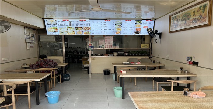 853f0c30de77494761a2b5b178ece5b