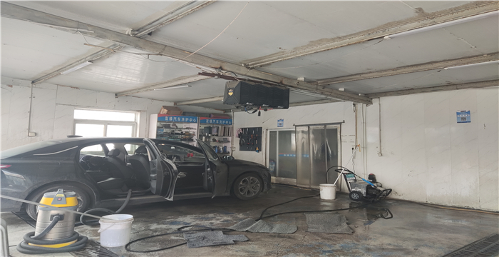 835cd1bd64404bd774908f2e074559a