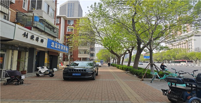 712580487de54cc30e49ffc72157498