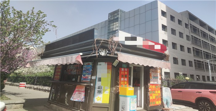 河西麦收大厦口报刊亭出租